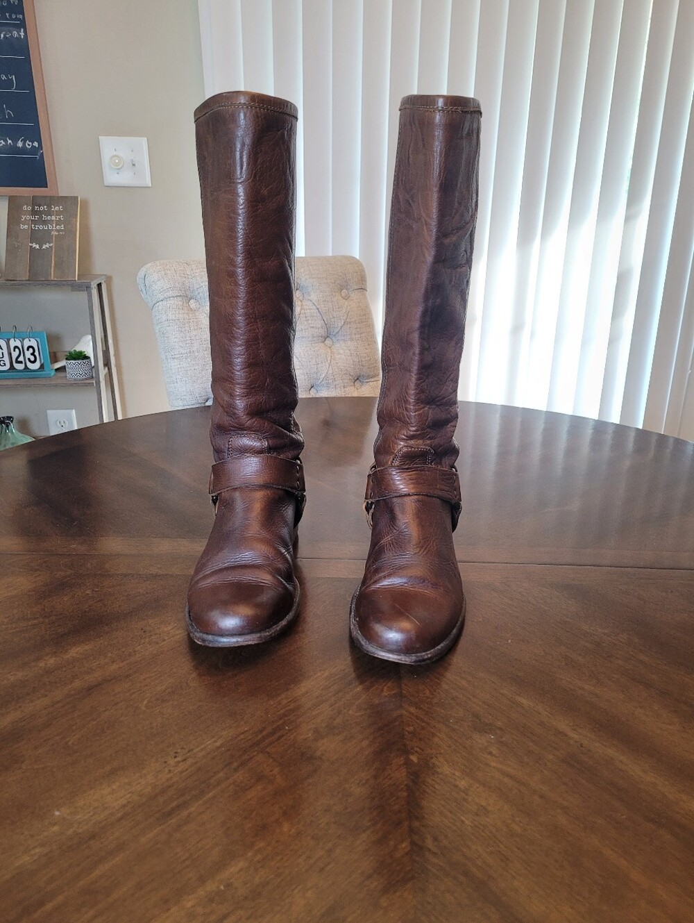 Frye Phillip Harmess Women’s Tall Brown Leather Riding Boots. Size 8B